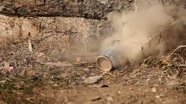 Generador de humo en uso — Vídeos de Stock