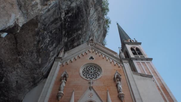 Madonna Della Corona Sanctuary Symbolisk Plats Norra Italien — Stockvideo