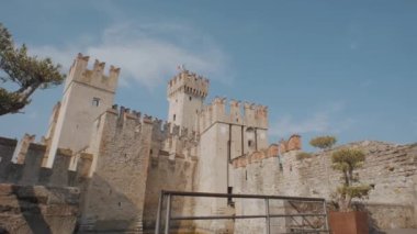 Verona 'daki Sirmione Kalesi