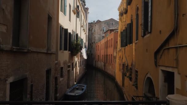 Canal Veneza Principais Canais Veneza Frequentados Por Turistas Gondoleiros — Vídeo de Stock