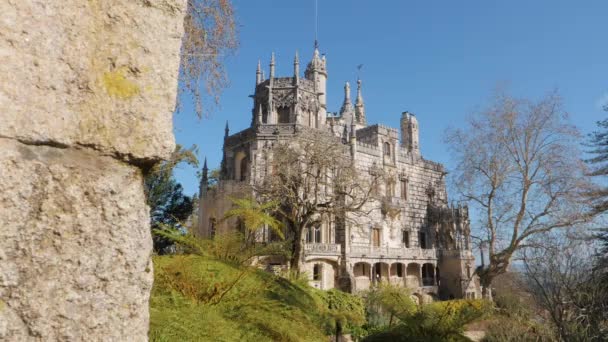 Sintra的Quinta Regaleira 令人难以置信的地方断开了联系 — 图库视频影像