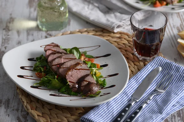 Filete de pato con miel —  Fotos de Stock