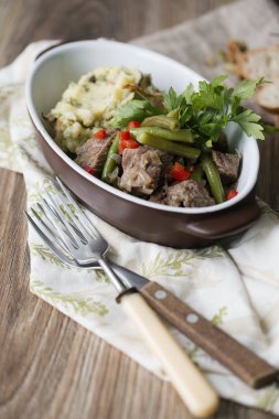 fasulye ile sığır eti