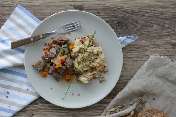 Carne de guisado — Fotografia de Stock