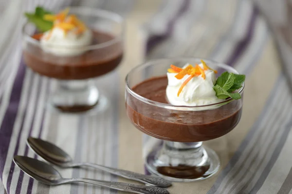 Choklad och apelsin mousse — Stockfoto