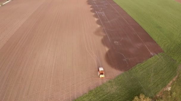 Campos de riego en primavera — Vídeos de Stock