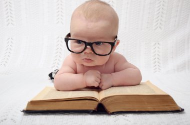 Sevimli küçük bebek