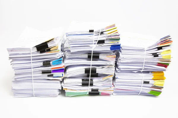 Stack di documenti aziendali isolati su sfondo bianco — Foto Stock