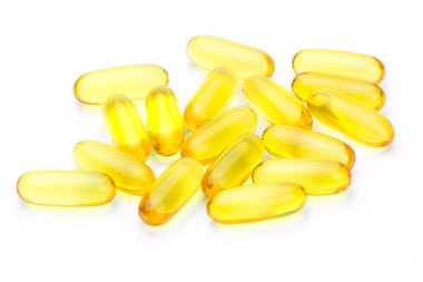 e vitamini balık yağı kapsül üzerinde izole beyaz arka plan