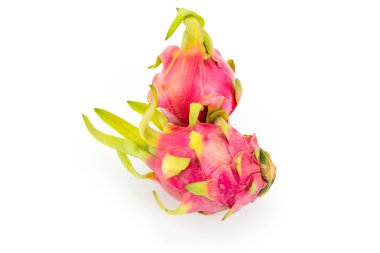 Beyaz arkaplanda Ejder Meyvesi izole.