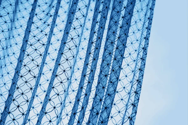 Cortina Translúcida Contra Céu Azul Tulle Com Bordado Janela Com — Fotografia de Stock