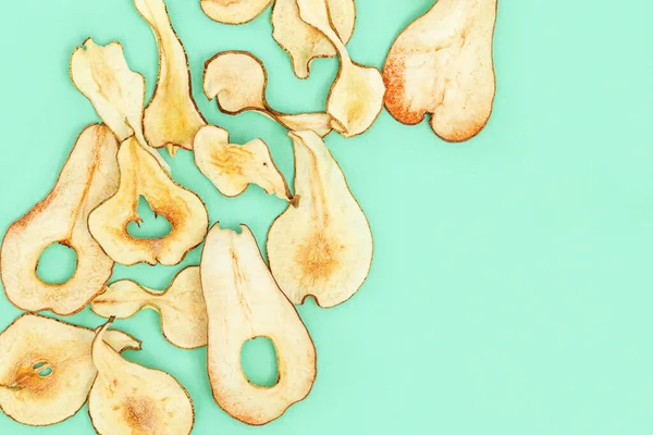 Trockene Scheiben Obst Birne Leckere Dehydrierte Fruchtchips Für Pflanzliche Ernährung — Stockfoto