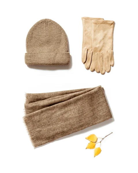 Vêtements Chauds Automne Bonnet Tricoté Écharpe Laine Gants Daim Isolés — Photo