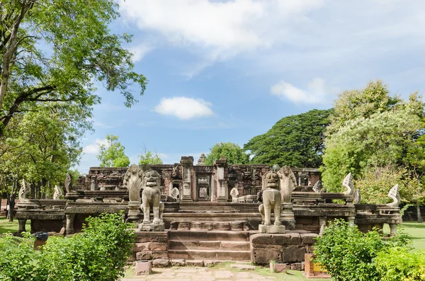 Прасат Хін Phimai (Phimai історичний парк) — стокове фото