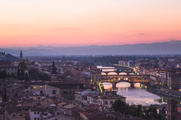 Naplemente Kilátás Óvárosra Firenze Városképére Arno Folyóra Ponte Vecchio Piazzale — Stock Fotó