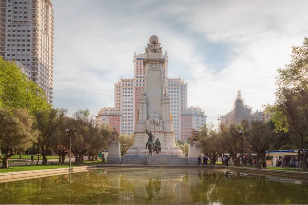 Plaza Espana Centrala Madrid Spaniens Huvudstad Har Ett Monument Över — Stockfoto