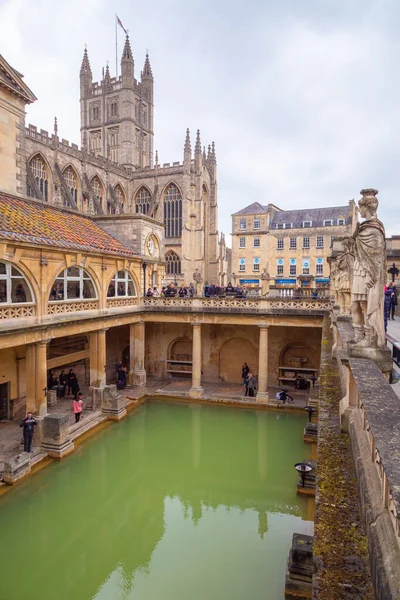 Con Vistas Los Históricos Baños Romanos Con Abadía Bath Fondo — Foto de Stock