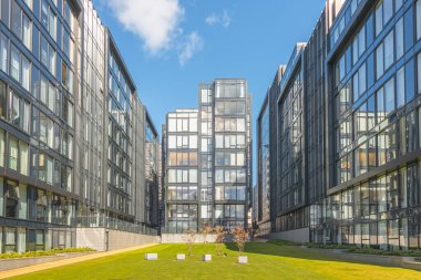 Meadows 'taki Çeyrek mil konut binalarında modern, şık mimari tasarım..