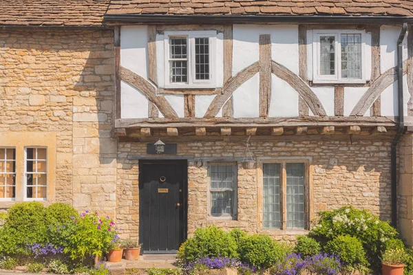 Charming Quaint Country Traditional Timber Frame Cottage Historic Medieval Cotswolds — Stock Photo, Image
