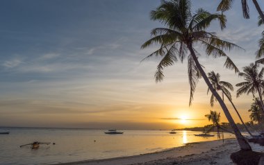 Tropikal Dumaluan Beach Panglao Bohol Adası'nda