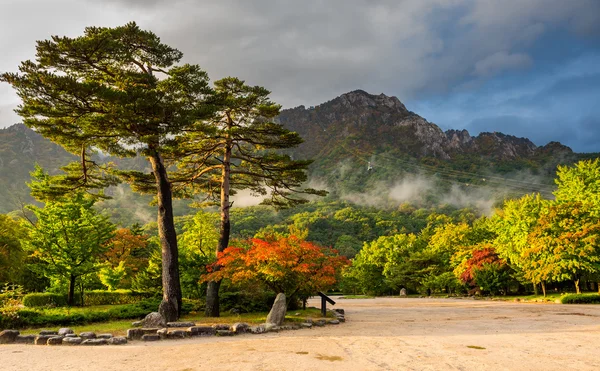 Symbol of Seoraksan National Park — Stock Photo, Image