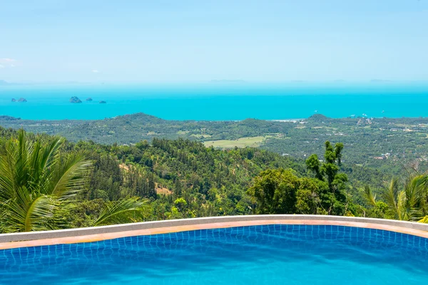 Paradise Farm Park swimming pool — Stock Photo, Image