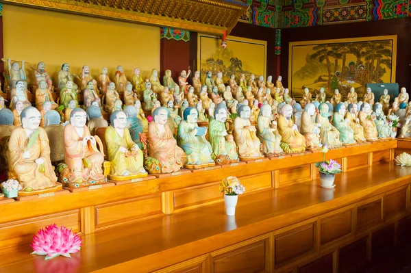 1000 buddha szobrok — Stock Fotó