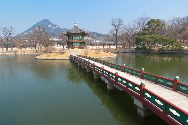 View landsaft from  Emperor Kyoungbok palace — Stock Photo, Image