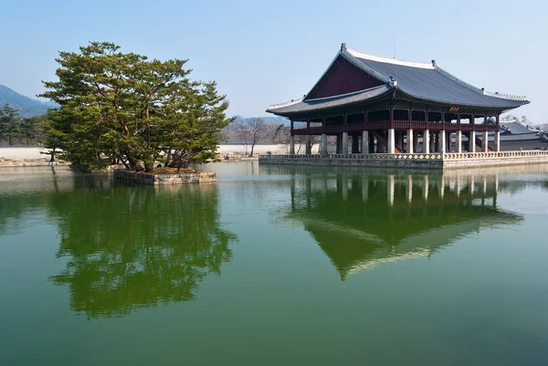 View landsaft from  Emperor Kyoungbok palace — Stock Photo, Image