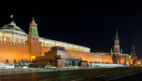 Vista nocturna de la Plaza Roja de Moscú — Foto de Stock