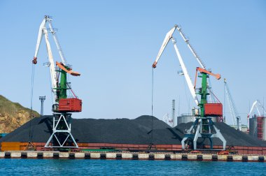 Rus bağlantı noktasında kömür terminal
