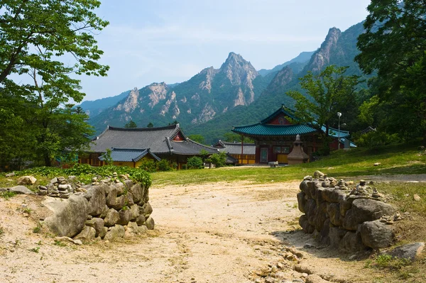 佛教从神寺 — 图库照片