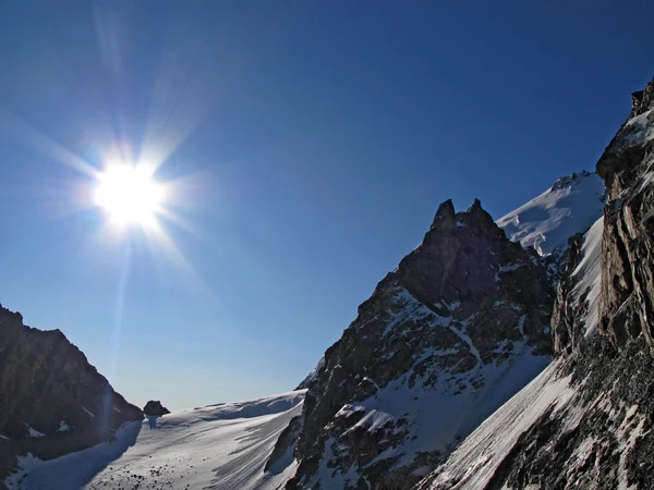 Montagne Bezenghi nel Caucaso — Foto Stock