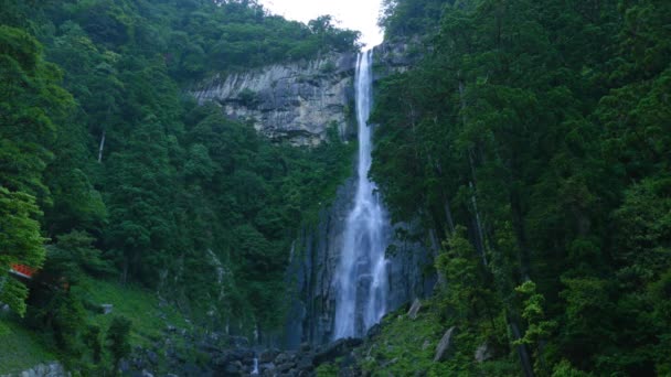 Wodospad Górach — Wideo stockowe