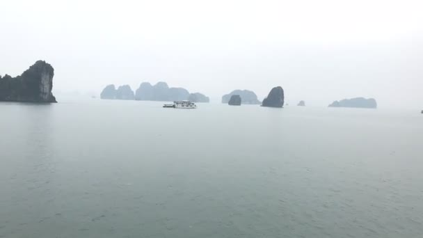 Time Lapse Της Πλεύσης Βάρκα Στο Long Bay Στο Βιετνάμ — Αρχείο Βίντεο