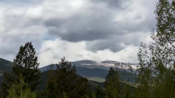 Denní Obloha Horami Poblíž Bailey Colorado — Stock video