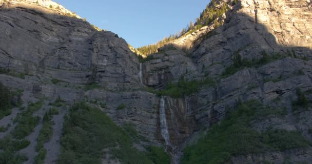 Szeroki Shot Bridal Veil Falls Zachodzie Słońca Pobliżu Salt Lake — Wideo stockowe