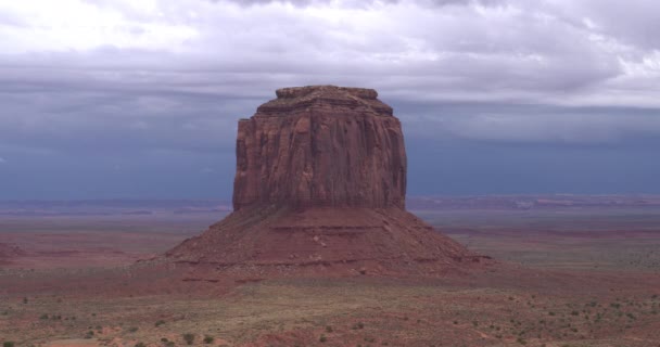 Monument Valley Aan Utah Arizona Staatsgrens — Stockvideo