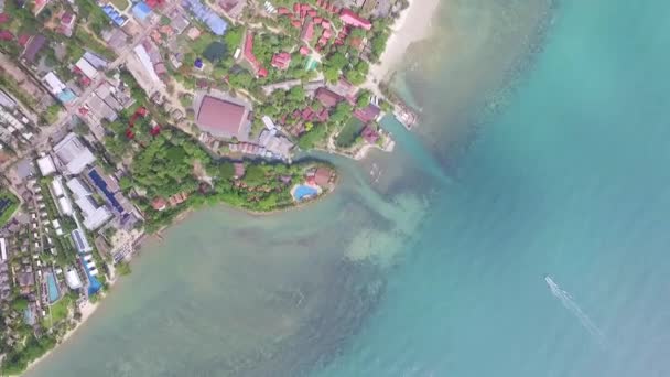 Vista Giratória Aérea Acima Koh Chang Relaxante Ilha Turquesa Litoral — Vídeo de Stock