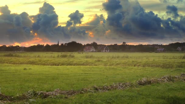 Cieli Drammatici Sui Terreni Agricoli Rurali — Video Stock