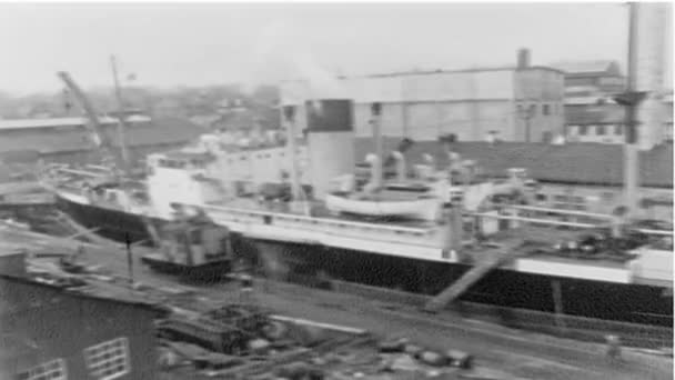 Shipyard Drydock Kingston Ontario Canada 1960 — Stock Video