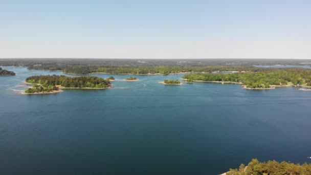 Panning Drone Disparou Sobre Arquipélago Sueco Perto Estocolmo Vista Das — Vídeo de Stock