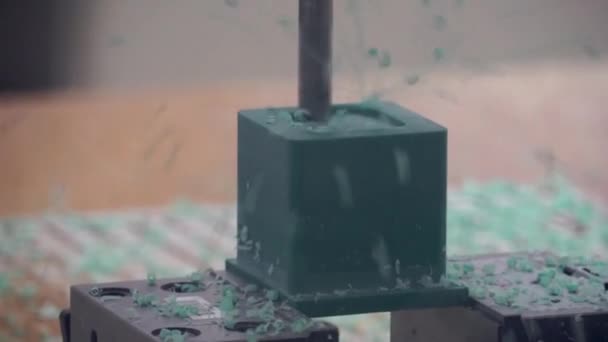 Fraisage Cnc Cube Plastique Vert — Video