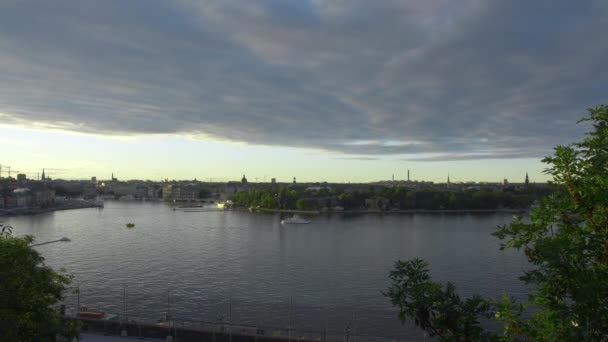 斯德哥尔摩多云海岸景观 — 图库视频影像