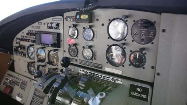 Instrumentpanel Flygning Ett Havilland Flyter Plan Från Victoria Inre Hamn — Stockvideo