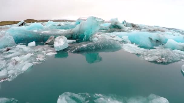 Політ Дрона Над Льодовиковим Озером Jkulsrln Ісландії Лагуна Розташована Біля — стокове відео