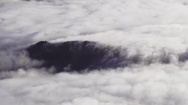 Belle Vidéo Time Lapse Nuages Coulant Sur Une Petite Colline — Video