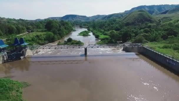 Dam Irrigation Aerial Shot Speed Ramp — Stock Video