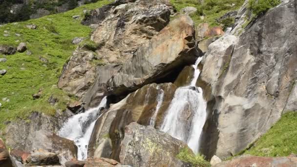 Cachoeira Passagem Cesto — Vídeo de Stock