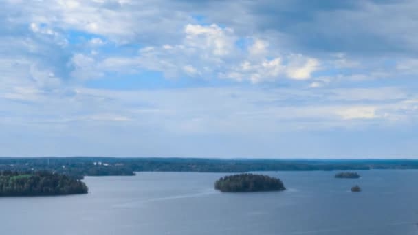 Timelapse Nuvens Chuva Que Fluem Sobre Lago — Vídeo de Stock